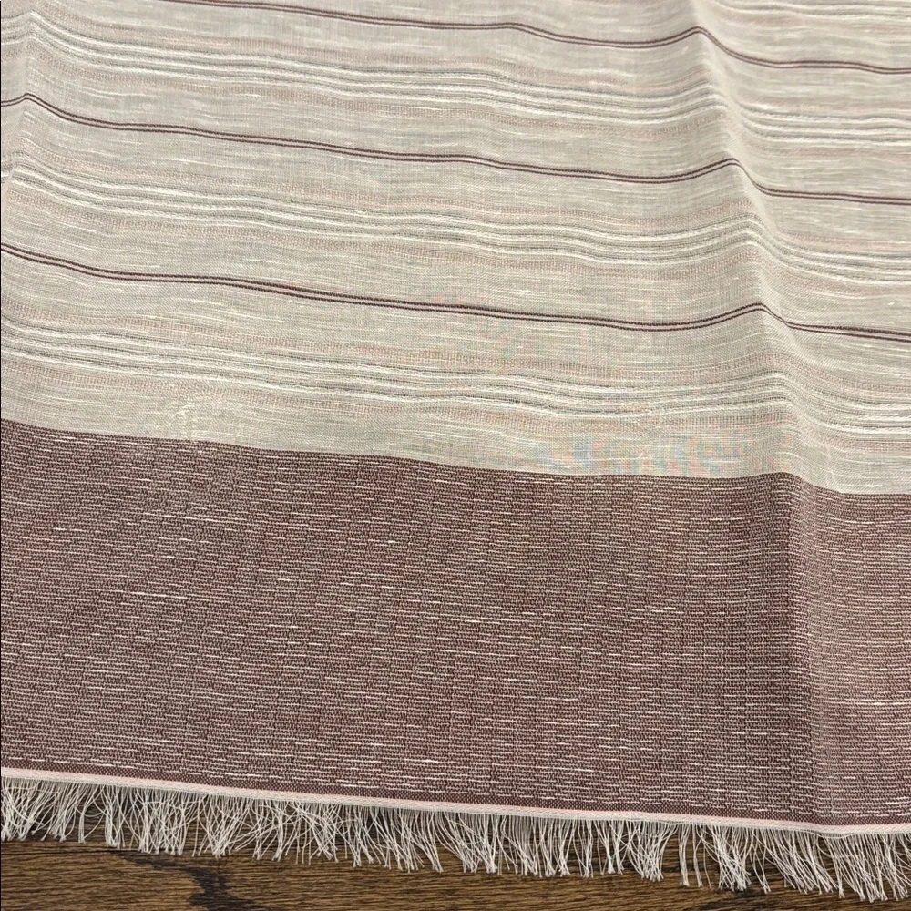MaxMara Textured mauve  and Cream Scarf or shawl